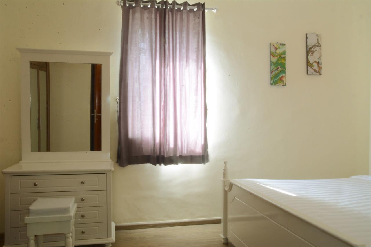 3Br Grand Palace With Private Bathtub By Travelio Yakarta Exterior foto