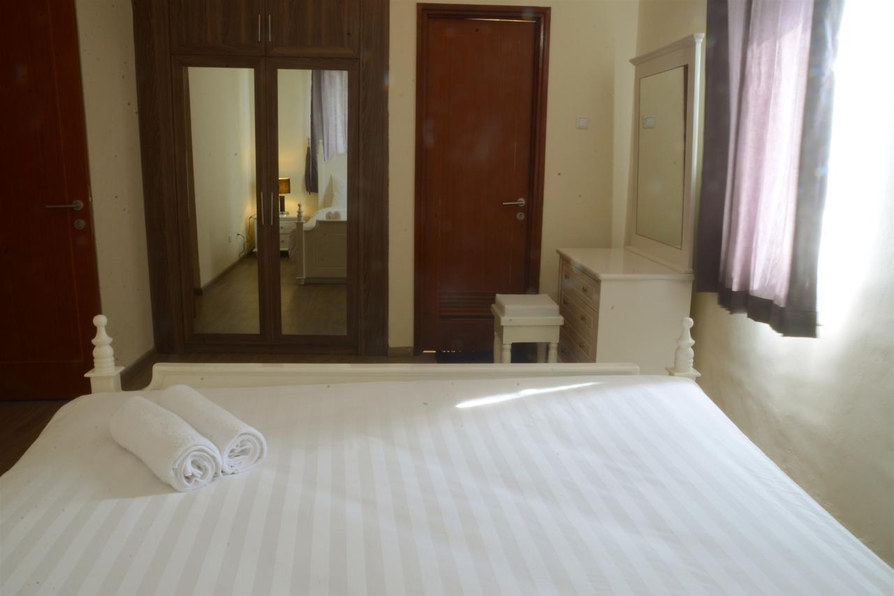 3Br Grand Palace With Private Bathtub By Travelio Yakarta Exterior foto